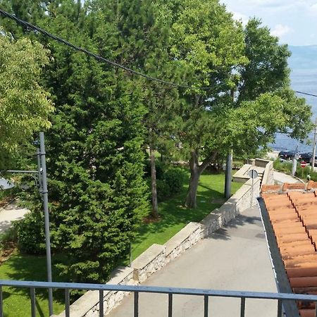 Apartment Palazzo Sare Vrbnik Exteriör bild